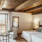 Hotel De 4*