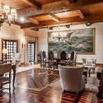 Hotel De 4*