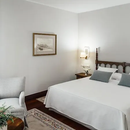 De 4* Baiona