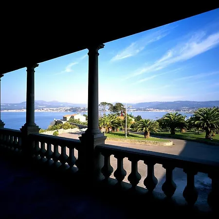 Hotel De 4*