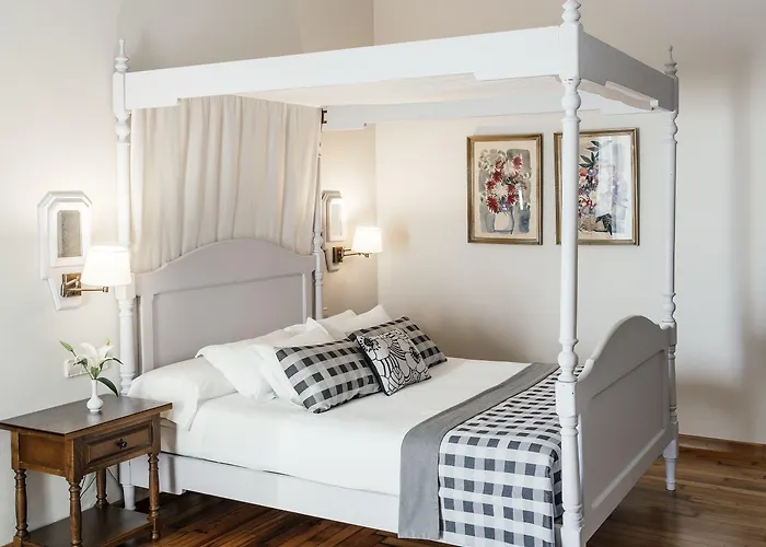 De فندق بايونا